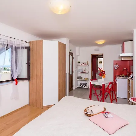 Kristic - Studio With Terrace And Sea View Apartment *
